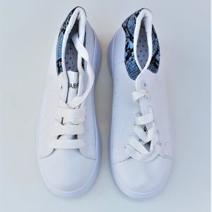 White Sneaker J01