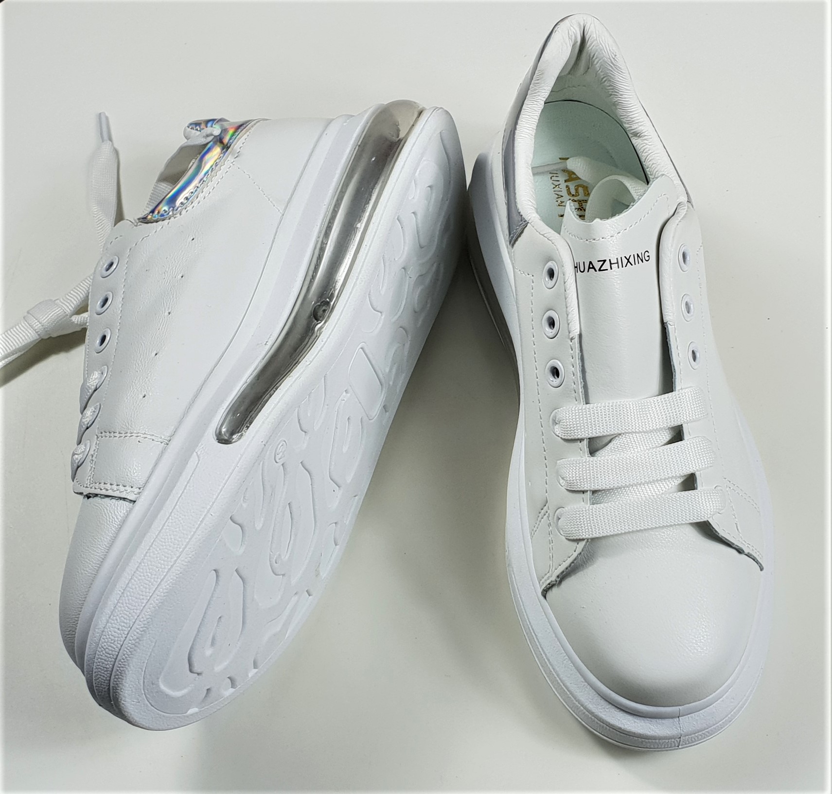White Sneaker J11 – Decency Online Store